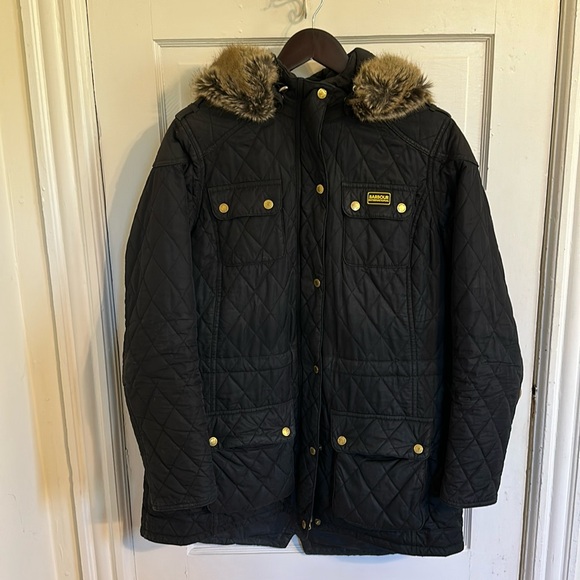 Barbour Enduro Quilted Jacket - Picture 2 of 12